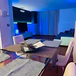 Station Apartment Centrale